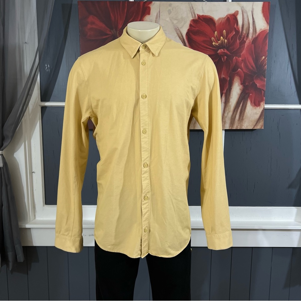 lululemon athletica Men's Yellow Button-Down Shirt - Picture 2 of 11
